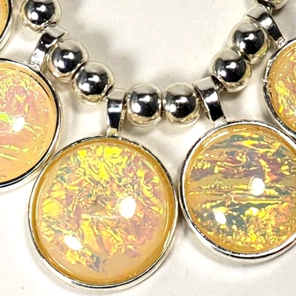 Silver tone Beaded Resin Drop Disc Necklace & Matching Earrings - Women' Jewelry - Picture 6 of 10